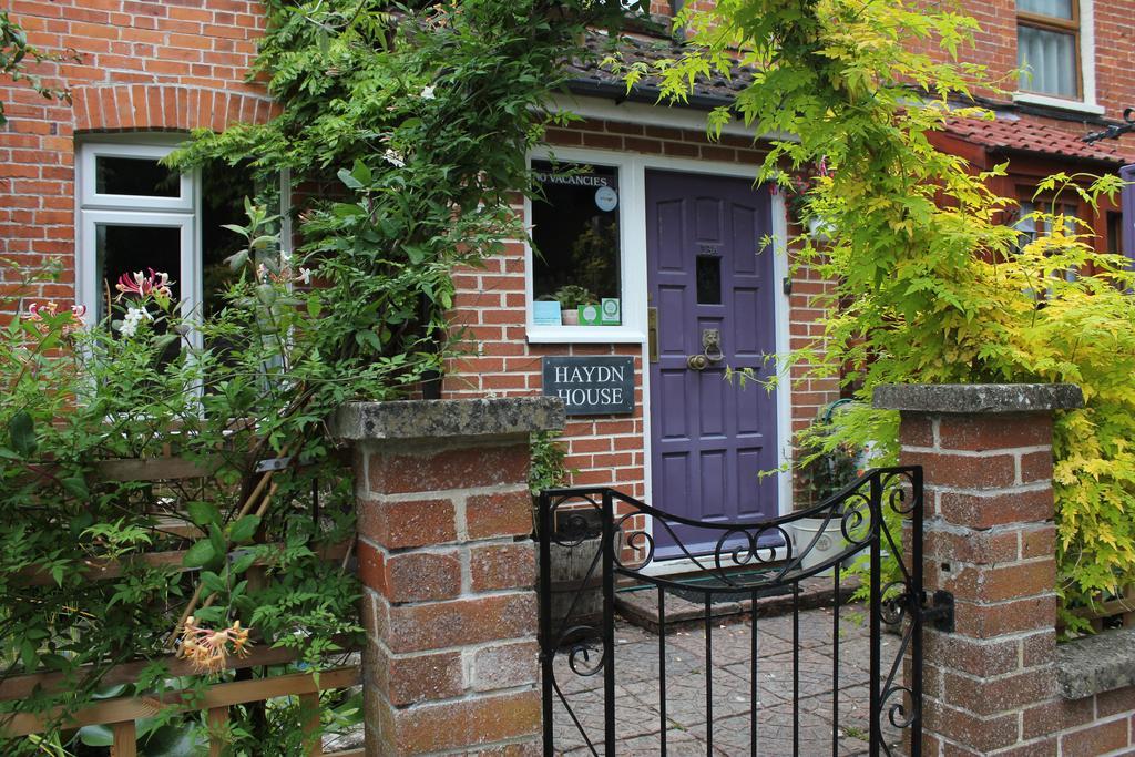 Haydn House Hotel Глостънбъри Екстериор снимка