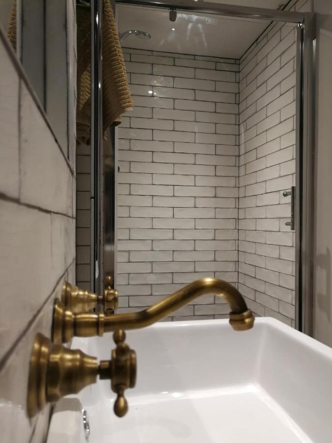 Haydn House Hotel Глостънбъри Екстериор снимка